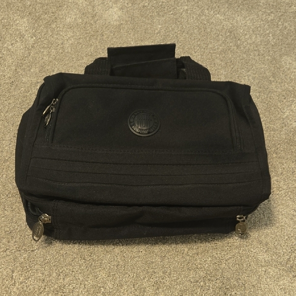 Other - RICARDO BEVERLY HILLS BLACK HANGING TRAVEL BAG  TOILETRIES ORGANIZER